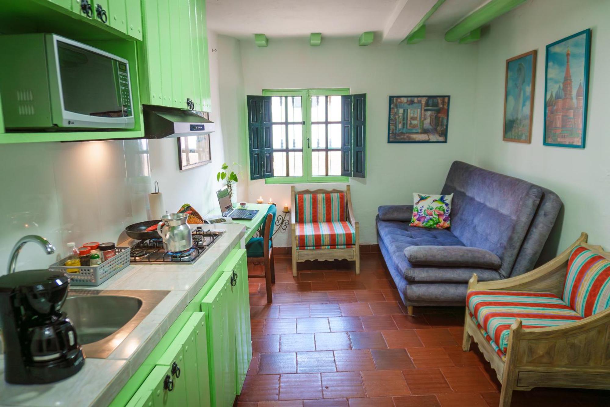 Apartamentos Y Habitaciones Le Colibri - 莱瓦镇 外观 照片