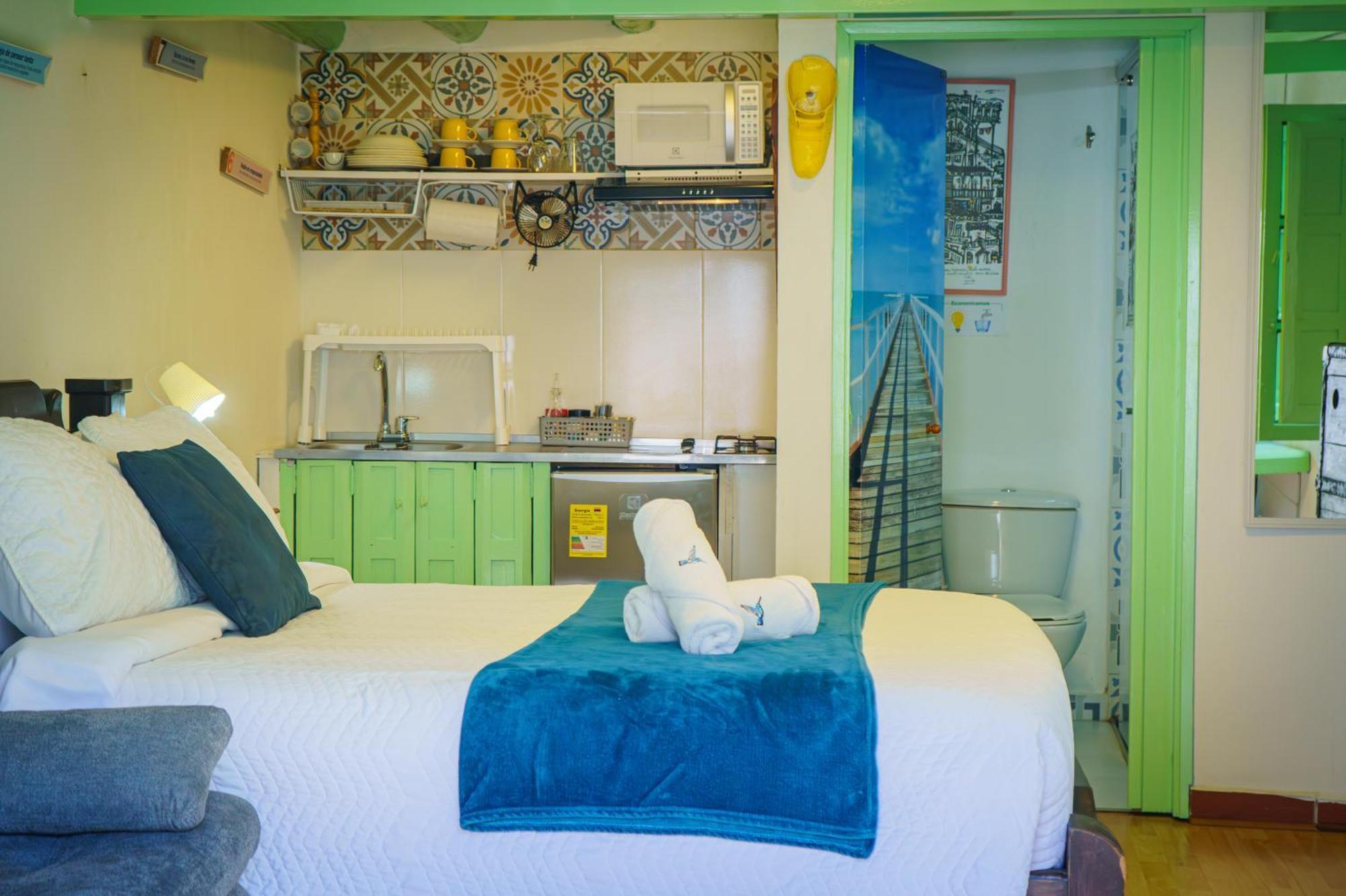Apartamentos Y Habitaciones Le Colibri - 莱瓦镇 外观 照片